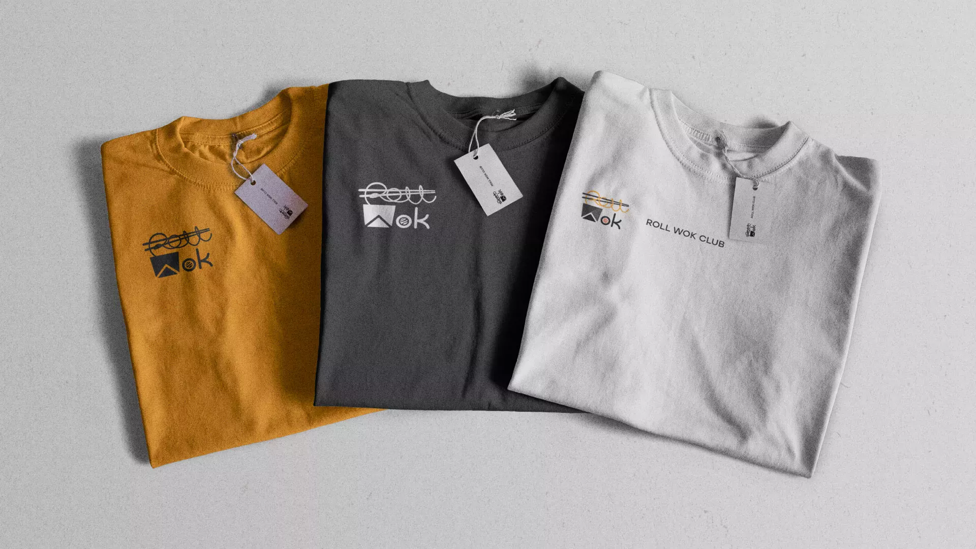 Разработка логотипа суши-бара «Roll Wok Club» в Альметьевске